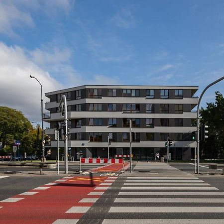Pulawska 221 - Colorful Apartment With Balcony By Noclegi Renters Warsawa Bagian luar foto