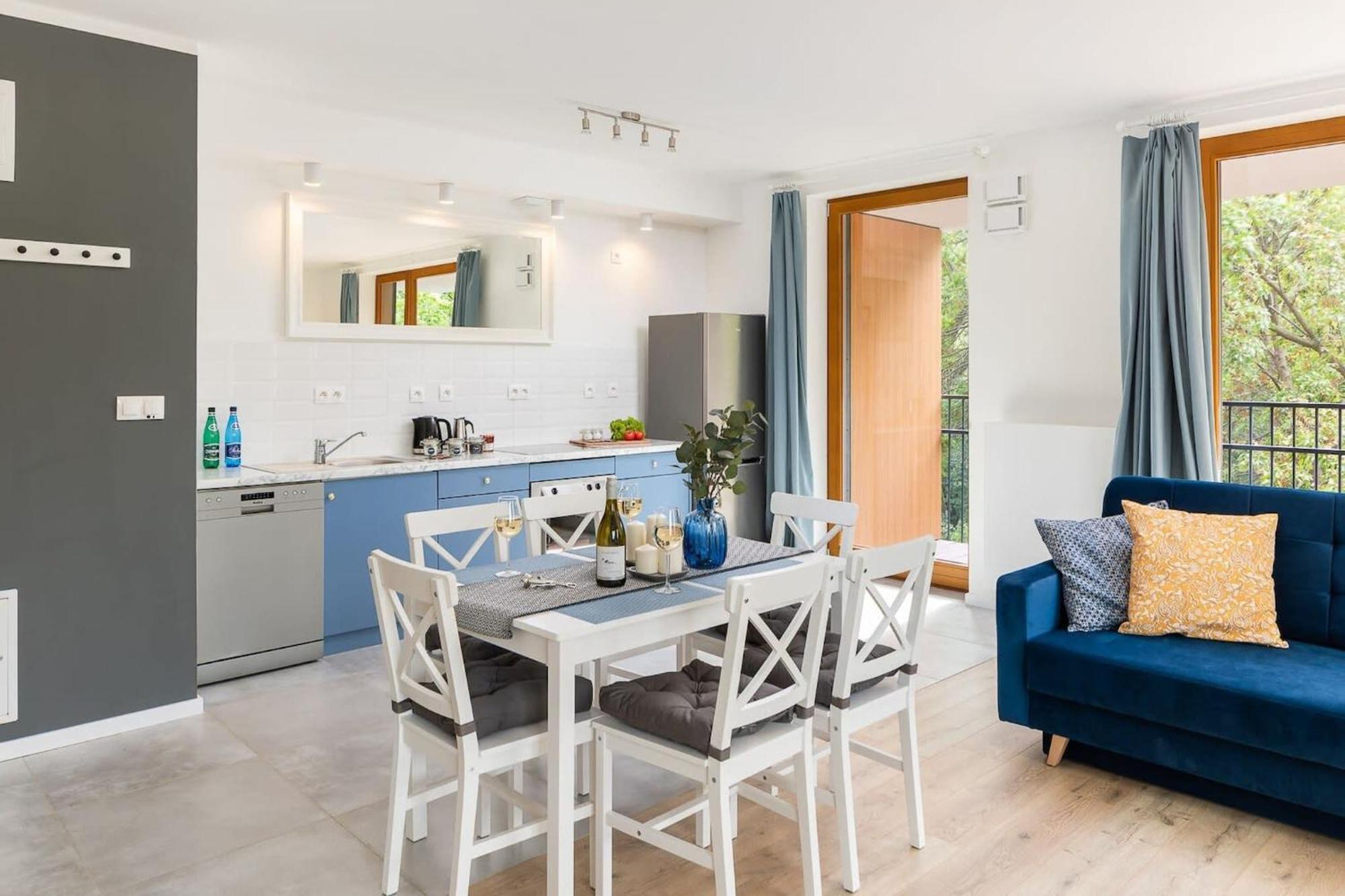 Pulawska 221 - Colorful Apartment With Balcony By Noclegi Renters Warsawa Bagian luar foto