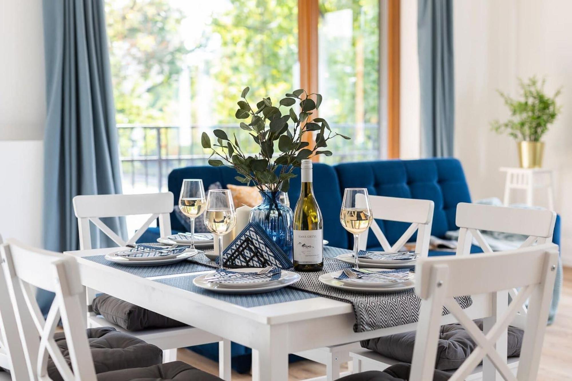 Pulawska 221 - Colorful Apartment With Balcony By Noclegi Renters Warsawa Bagian luar foto